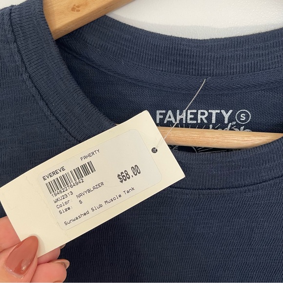 Faherty Sunwashed Slub Muscle Tank - Picture 4 of 8